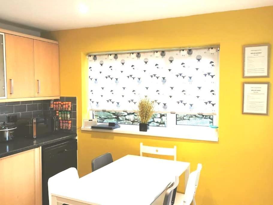 Zipworld Waterfalls Eryri Dogs Welcome 3 Bed Sleeps 5 Blaenau Ffestiniog Dış mekan fotoğraf
